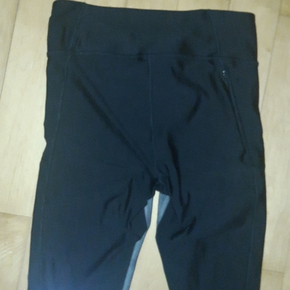 Under Amour leggings - Picture 5 of 7